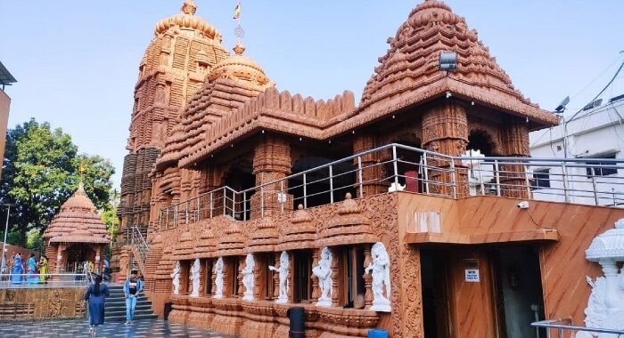 Top 5 Famous Temples to visit in Telangana-Hyd
